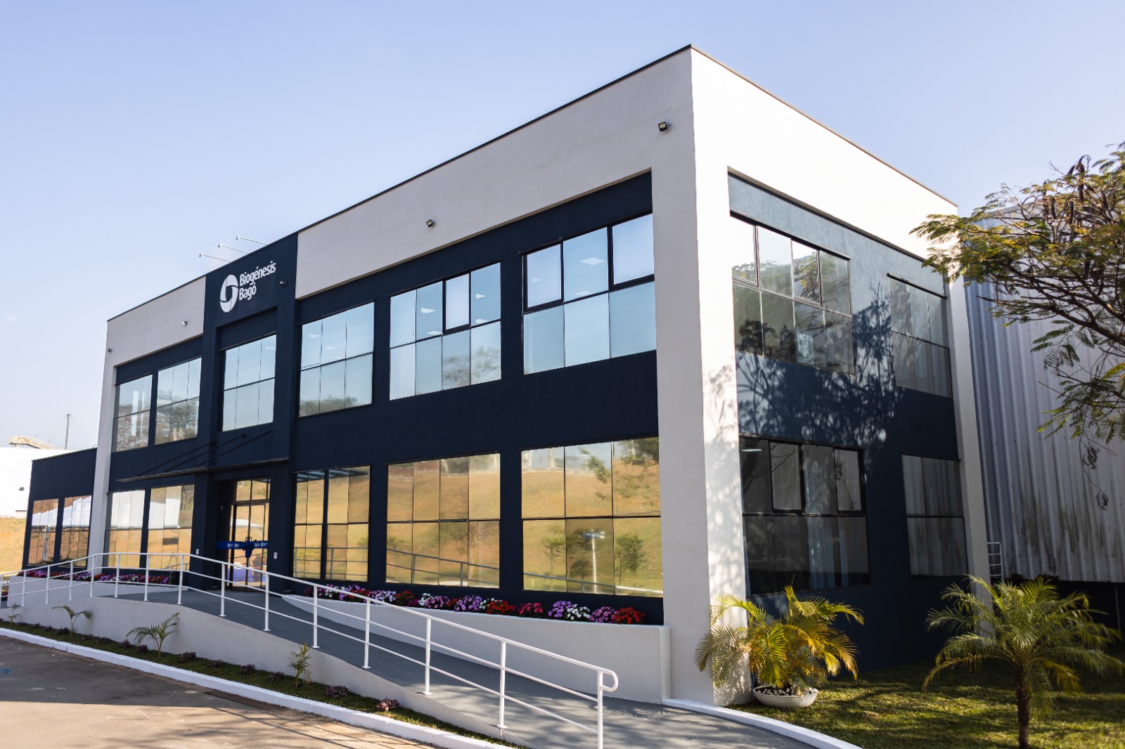 Imagens da Sede em Pindamonhangaba • SP